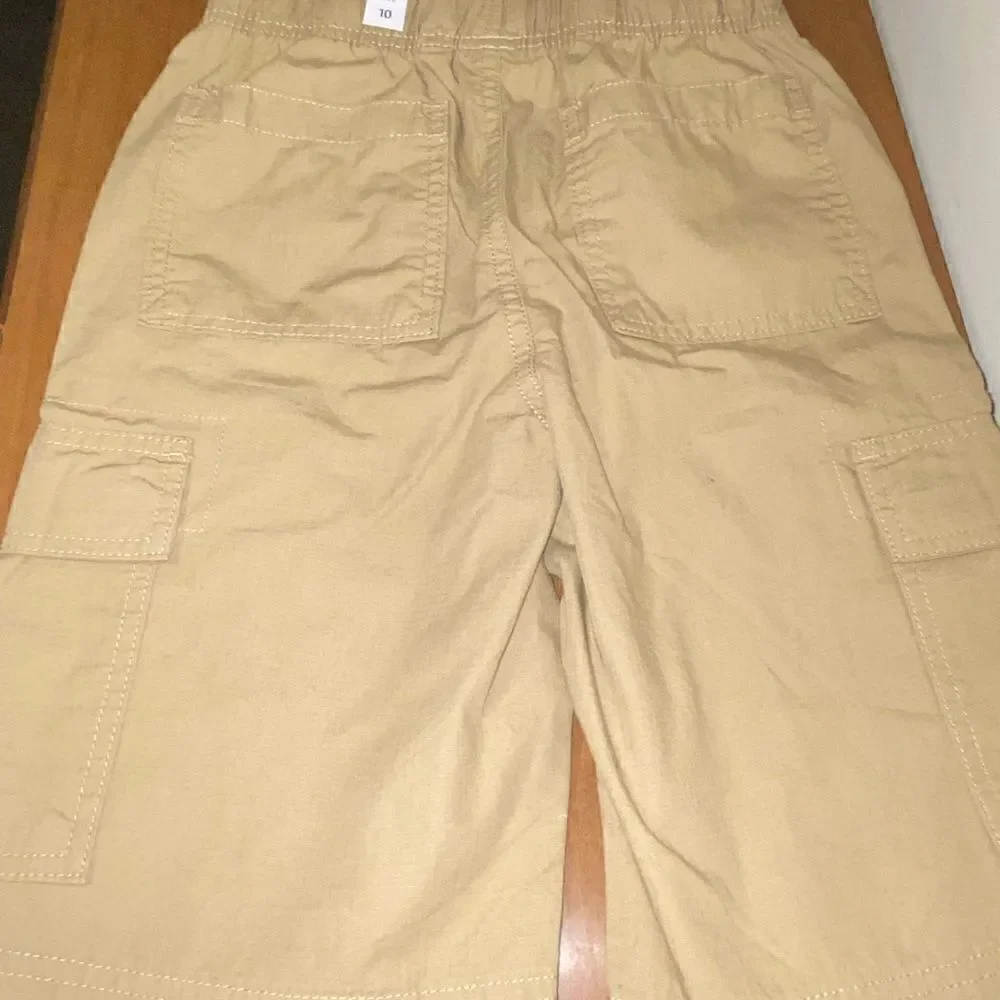 Nwt the childrens place khaki shorts